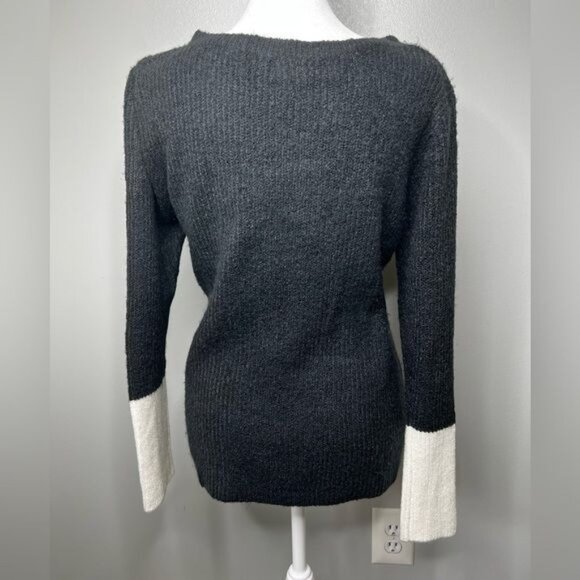 Dressbarn Womens Black & White Sweater Medium Acrylic/Nylon Blend - Picture 2 of 11